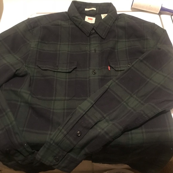 Levi’s Plaid Flannel Button Up - Picture 2 of 3